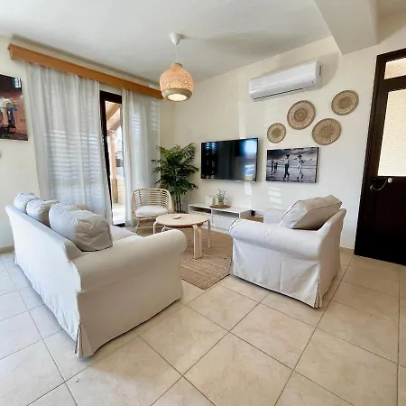 Pervolina Countryside By The Sea Perivólia