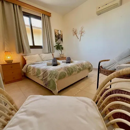 Pervolina Countryside By The Sea Perivólia