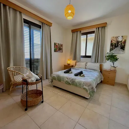 Pervolina Countryside By The Sea Villa *
