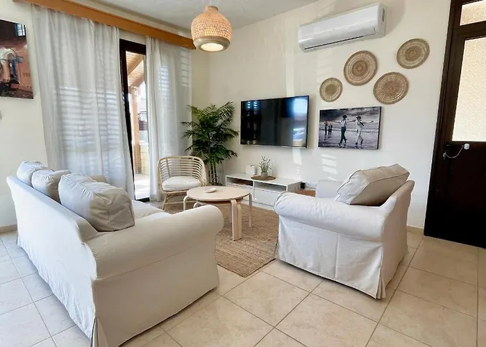 Pervolina Countryside By The Sea Perivolia