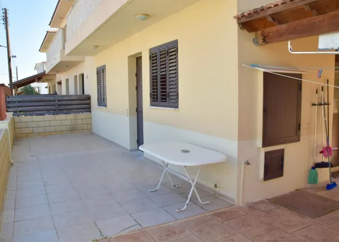 Pervolina Countryside By The Sea *