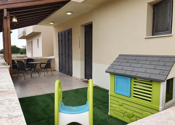 Pervolina Countryside By The Sea Perivolia