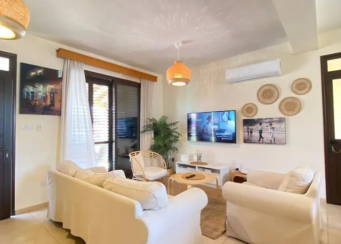 Pervolina Countryside By The Sea Perivolia